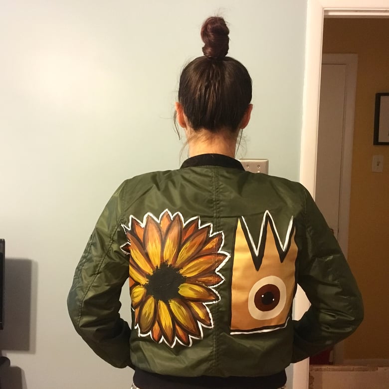 Image of Flower bomber