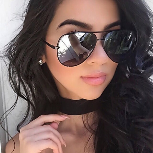 Black reflective store aviator sunglasses