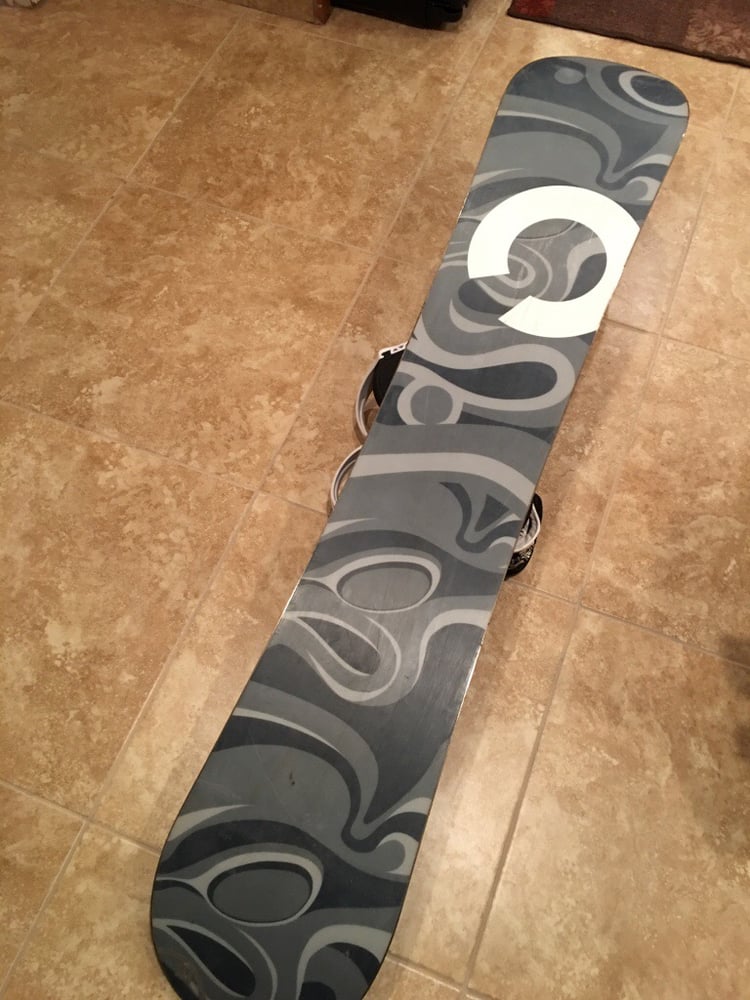 Image of Burton Custom 152cm Snowboard with Burton EST lrg bindings