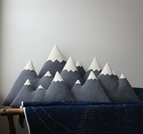 Image of XL- XXL mountain pillows