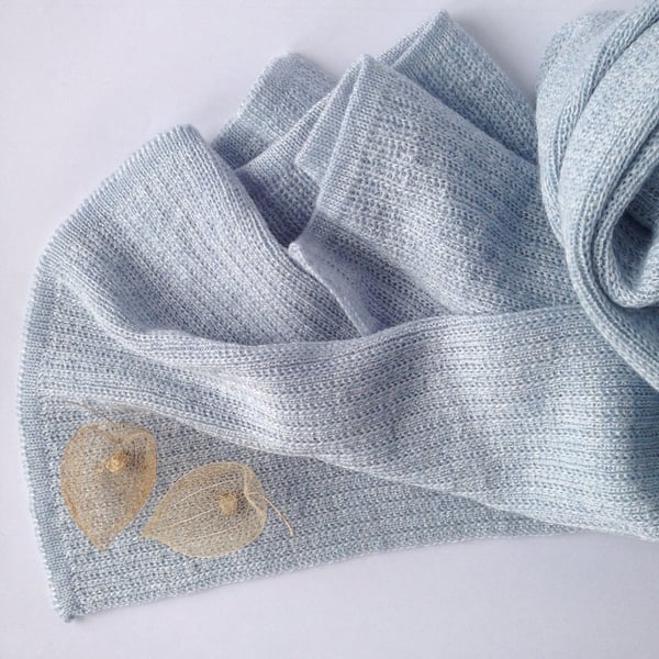 Image of Wooden Stribes Scarf // Ice blue