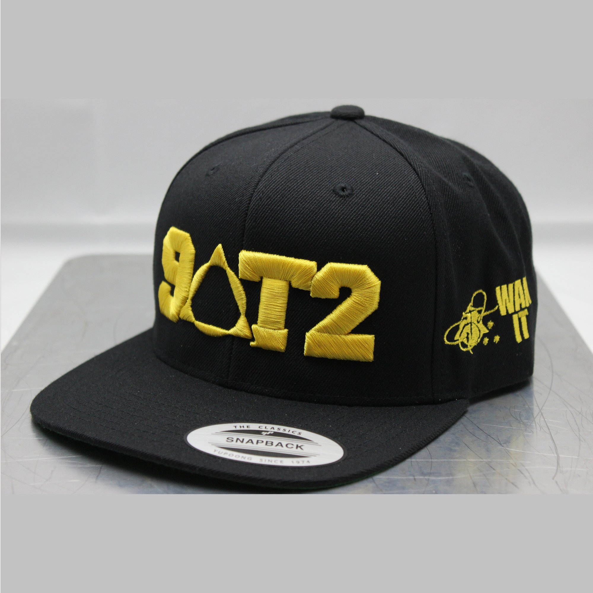 Image of GOT2 Snapback Gold on Black