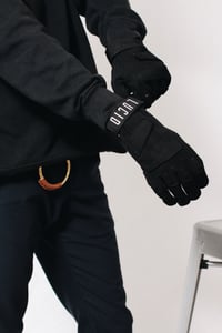 Image 4 of SOULJA GLOVES - BLACK