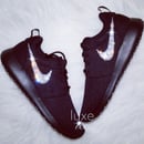 Image of Swarovski Nike Roshe Run Black with SWAROVSKI Xirius Rose-Cut Crystals.