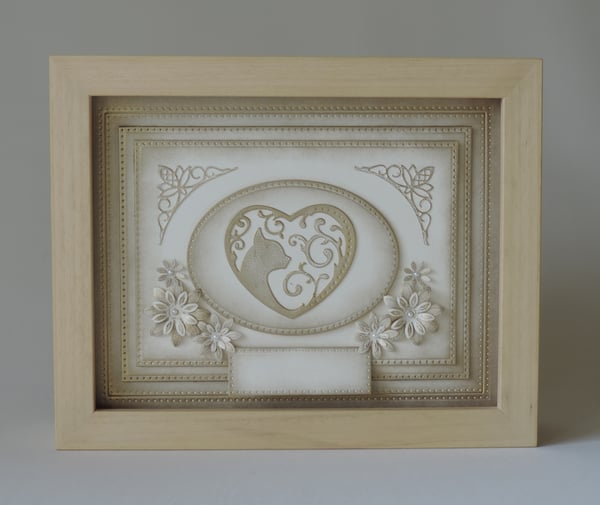 Image of Gold/Ivory Silhouette Cat within Flourish Heart  (00183) Free Postage and Packing