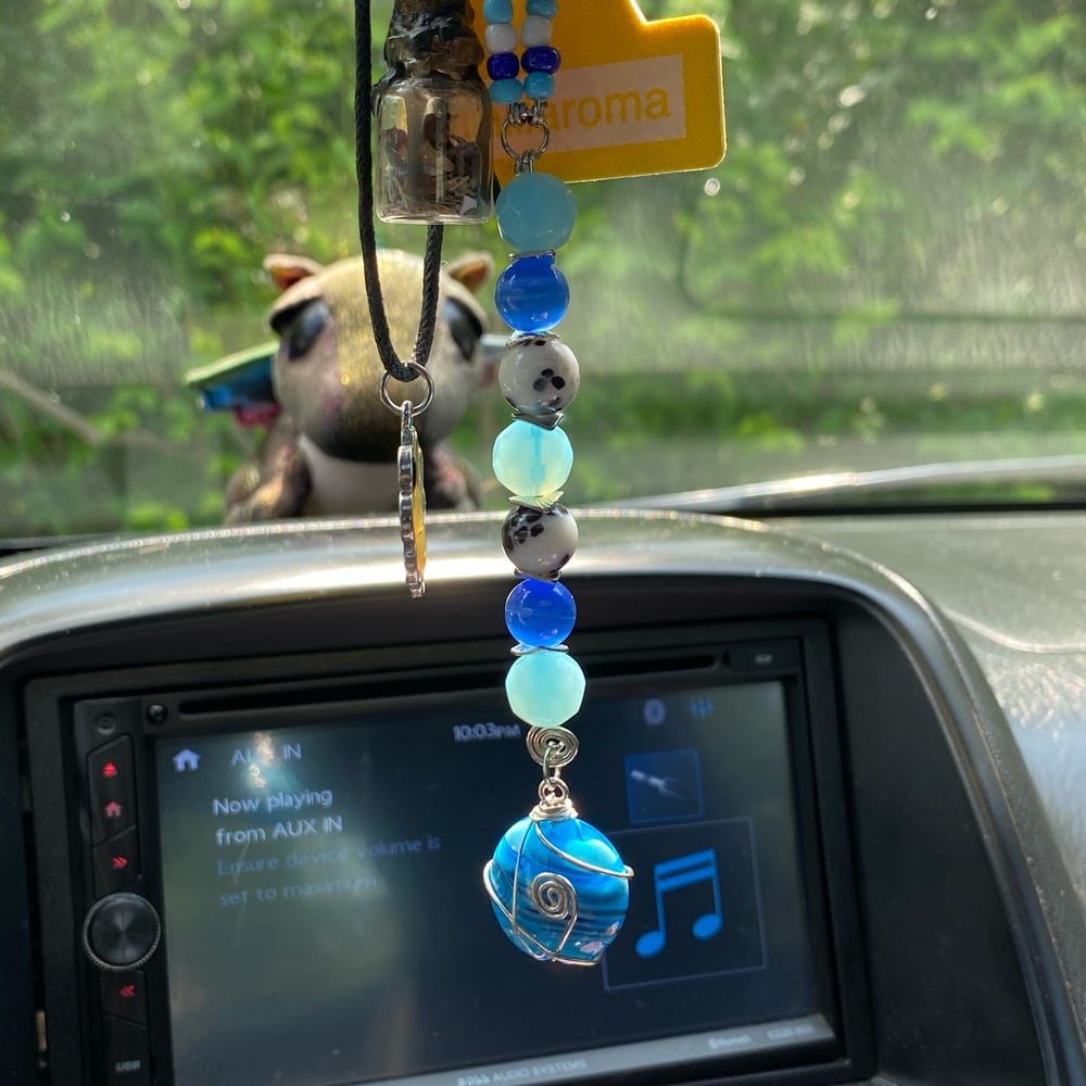 Image of clear water car beads