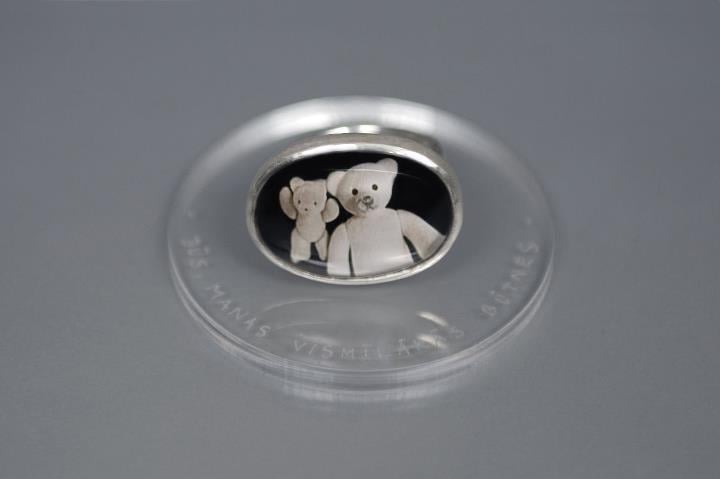 Image of "My loveliest creatures" teddy-bear’s silver ring with photo and rock crystal  · VOS, MEAE.. ·