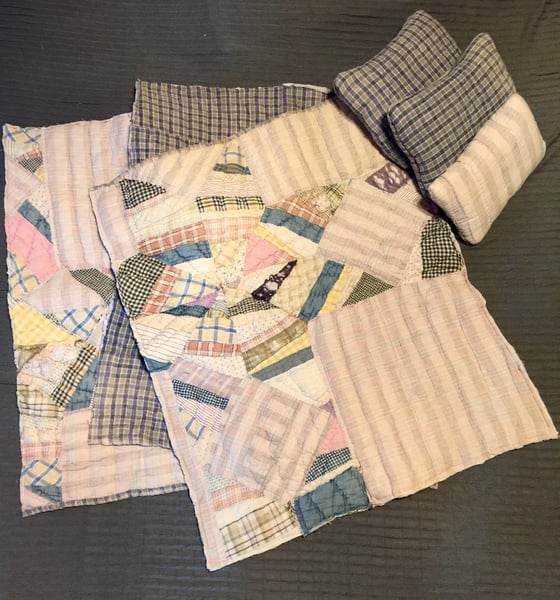 Image of Broken Pieces Quilt & Pillow Sets