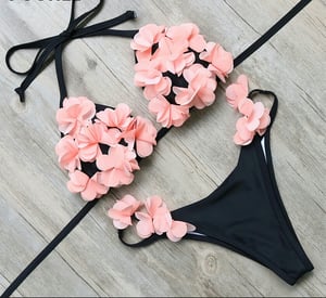 Image of FLOWER PETAL KINI