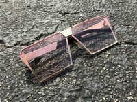 Image 2 of Foreign pink square lens