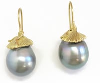 Image 3 of Ginkgo Tahitian Pearl Earrings 18k
