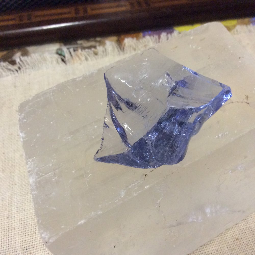 Image of Merlin Purple Andara Crystal 15 grams