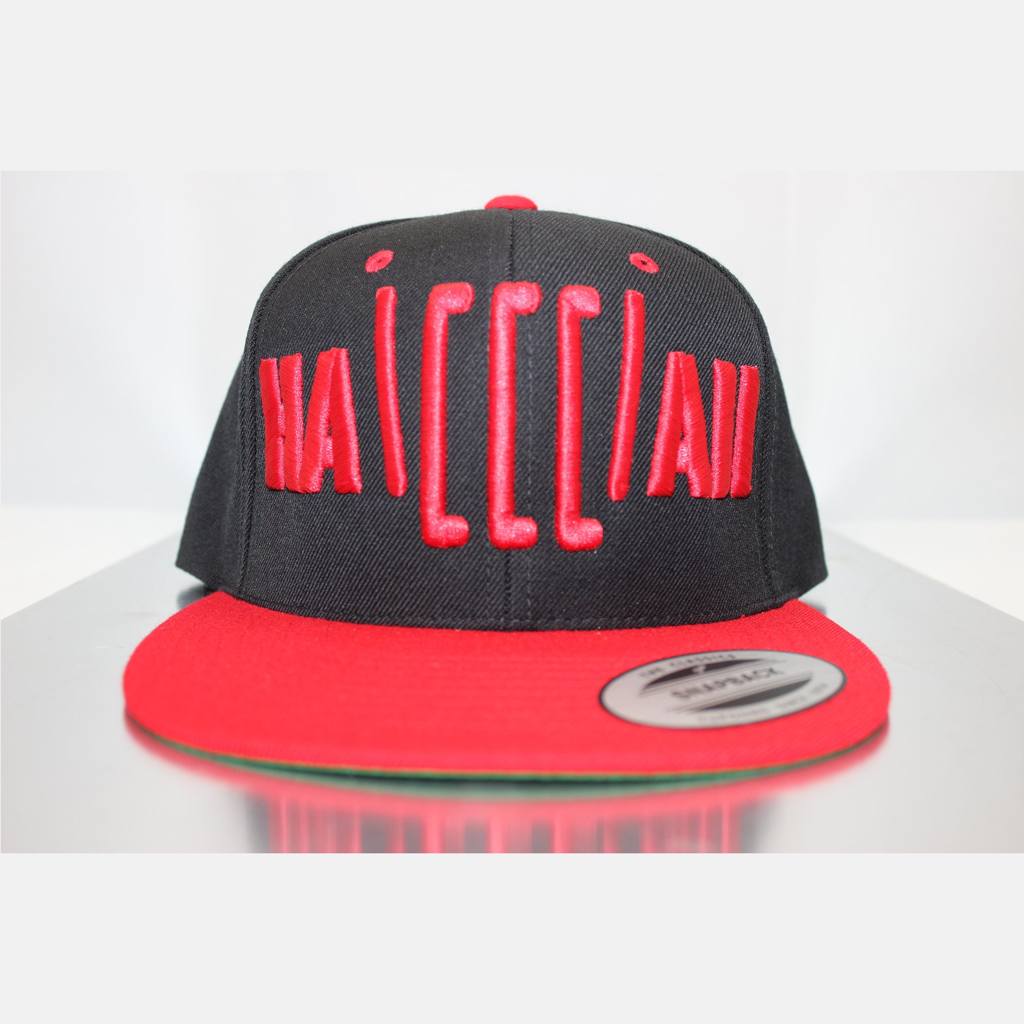 Image of HAWAII RESnapback_RED_BLK