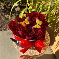 Mini heart with one dozen lovers roses ♥️