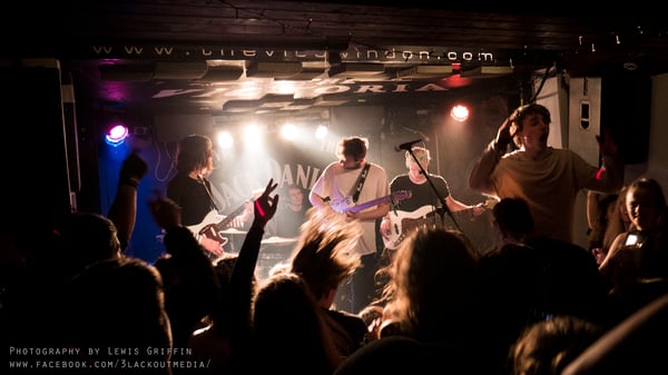 Image of MISFIRES + SUPPORT, THE VICTORIA, SWINDON. 9TH MARCH.