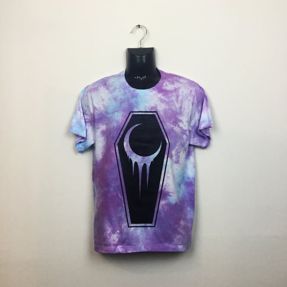 Image of Crescent Moon Coffin T-shirt - Purple