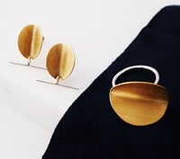 Image 4 of Electric Disc Studs