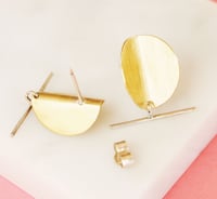 Image 2 of Electric Disc Studs