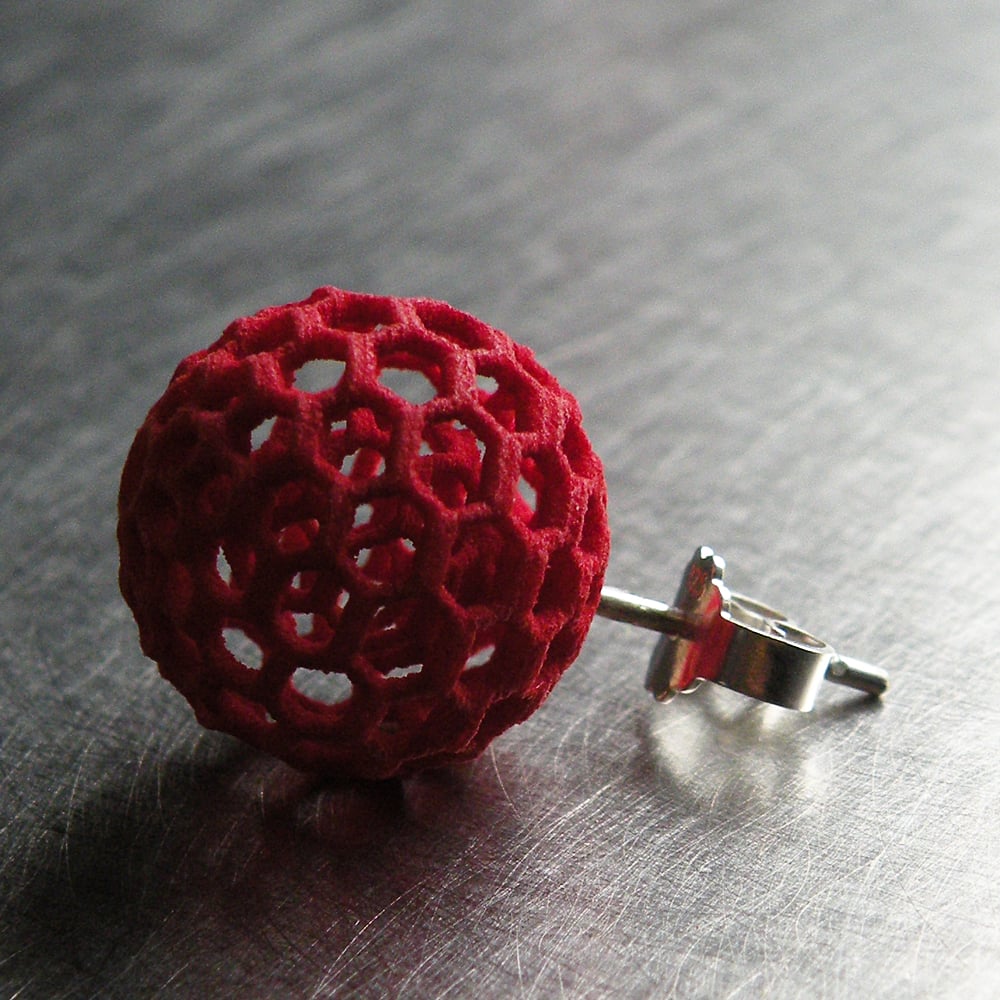 Image of 3D printed earrings BEHAVE 