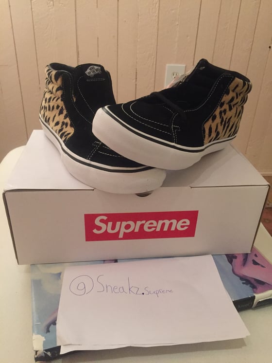 Image of Supreme/Vans Velvet Leopard Sk8-Mid Pro Black