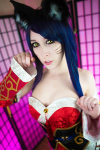 Image 3 of Ahri Photoset