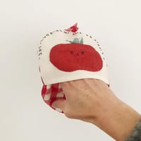 Image 2 of tomato potholder 