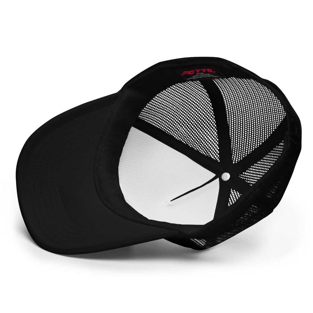 BeardBuster: Foam trucker hat