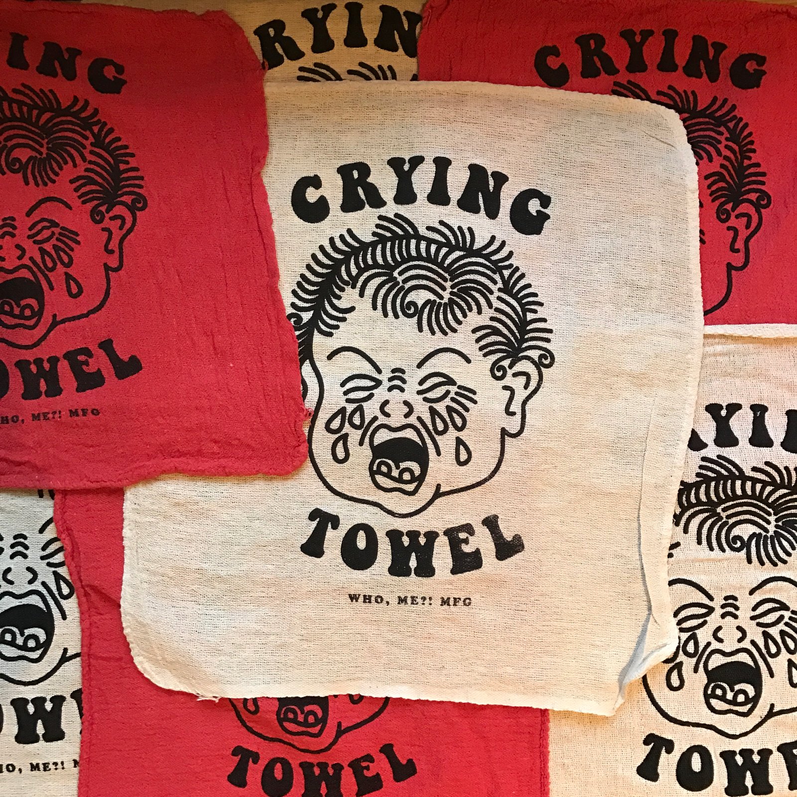 CRYING TOWEL / WHO, ME?! NOVELTY CO.