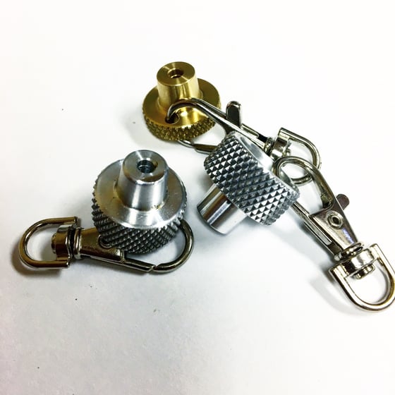 Image of Pick 2 keychain Classic Adapters