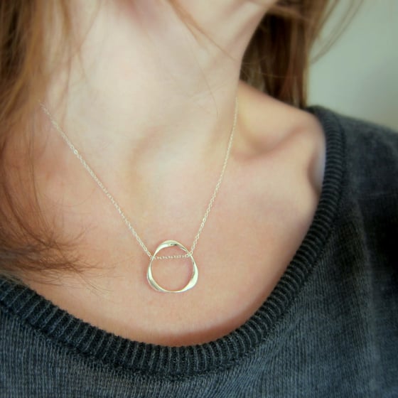 Image of wave necklace