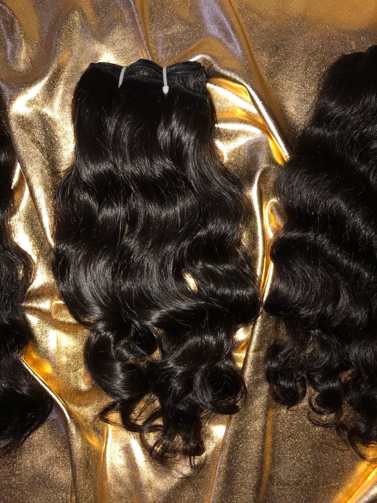 Image of Raw Indian  wavy bundle deals