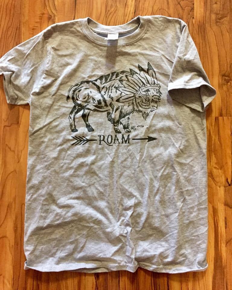 Image of Roaming Bison Heather Tee