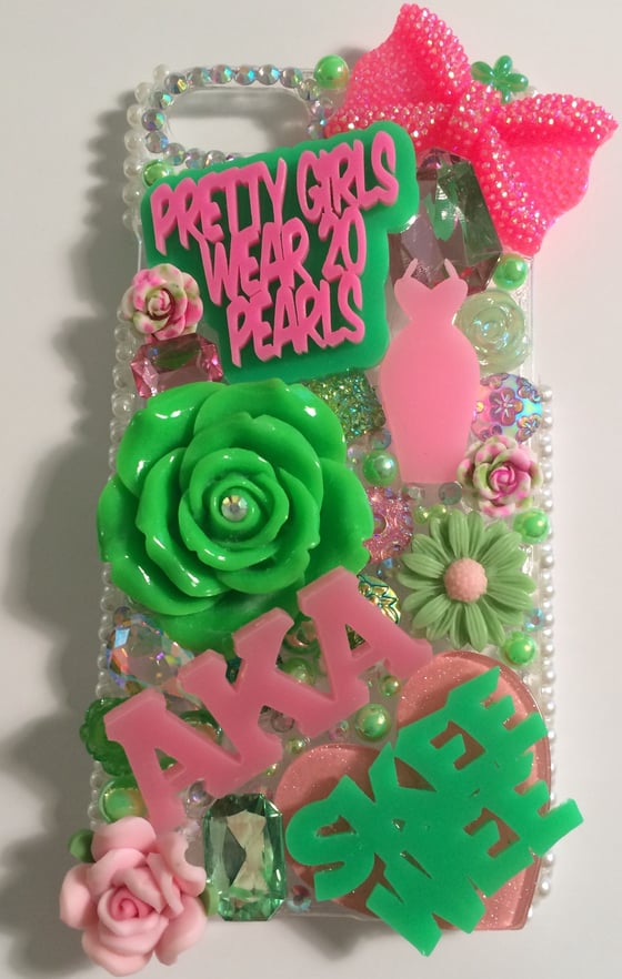 Image of Pretty Girls iPhone 7 Case