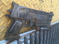Image 3 of 10mm Pistol - Fallout 3