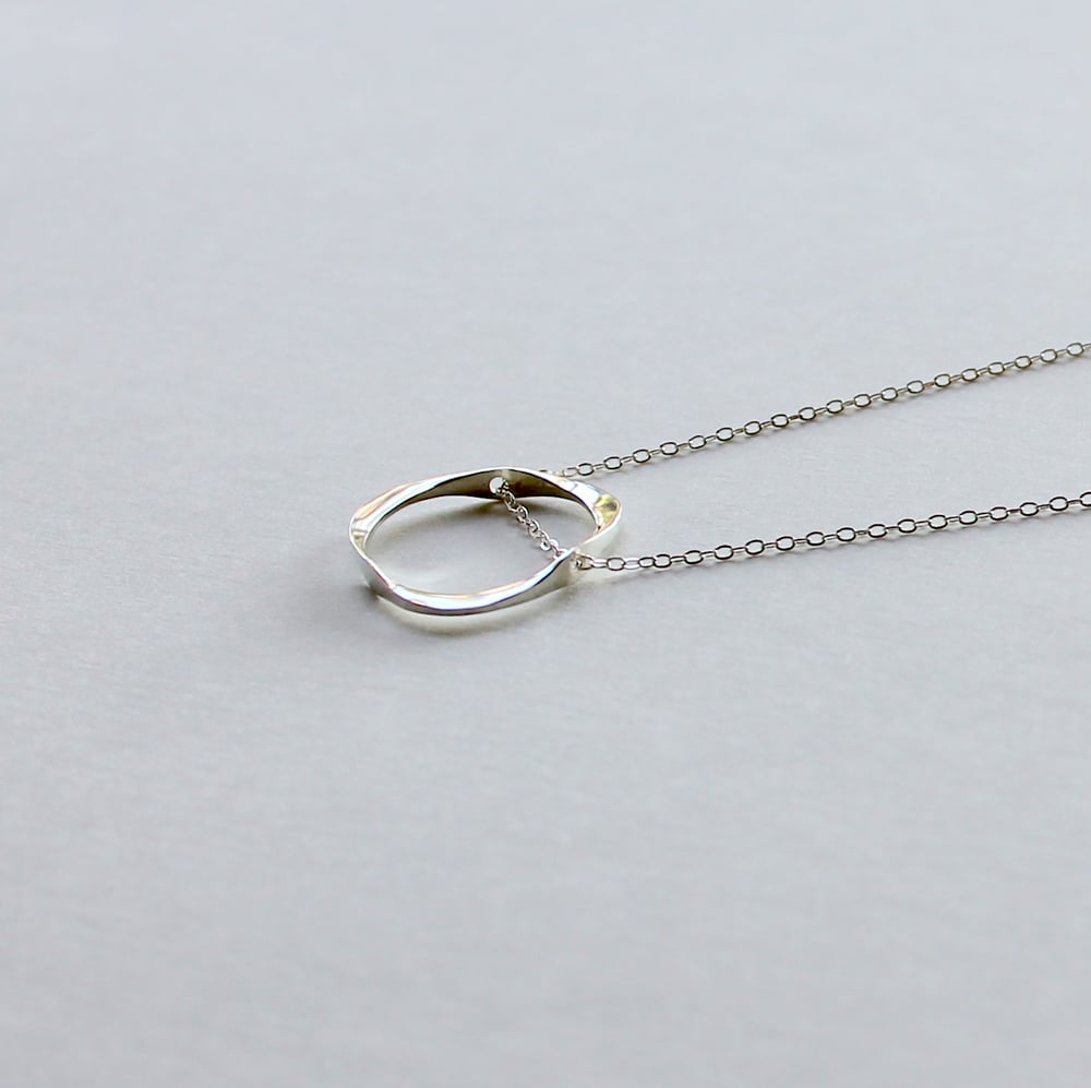 Image of wave necklace