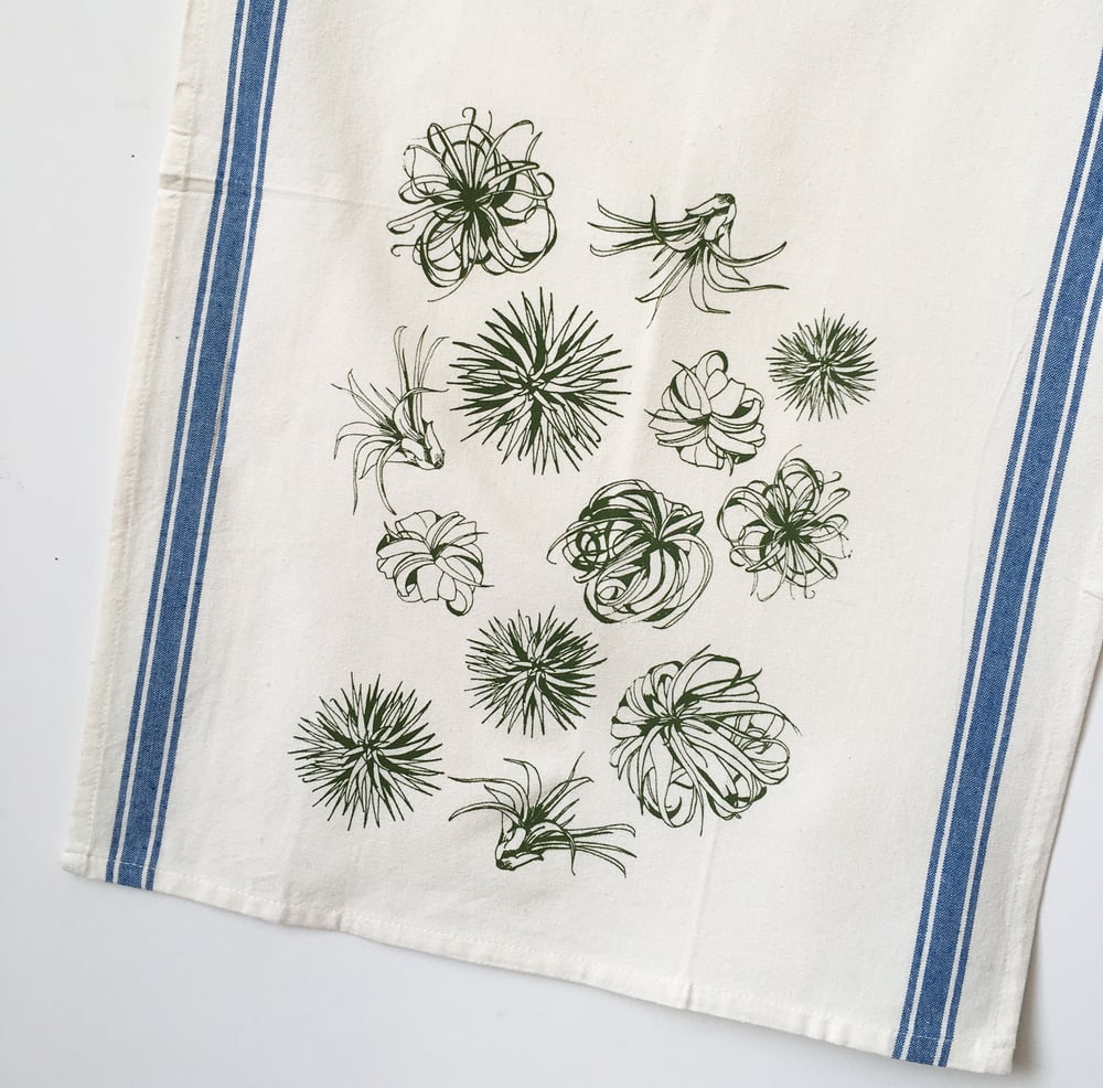 Air Plant Pattern Towel