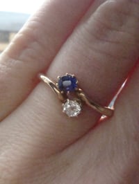 Image 4 of Edwardian 18ct sapphire and diamond twist ring