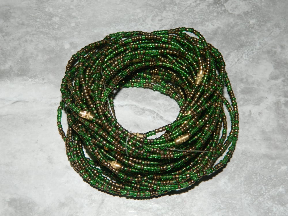Image of Green and gold waist bead
