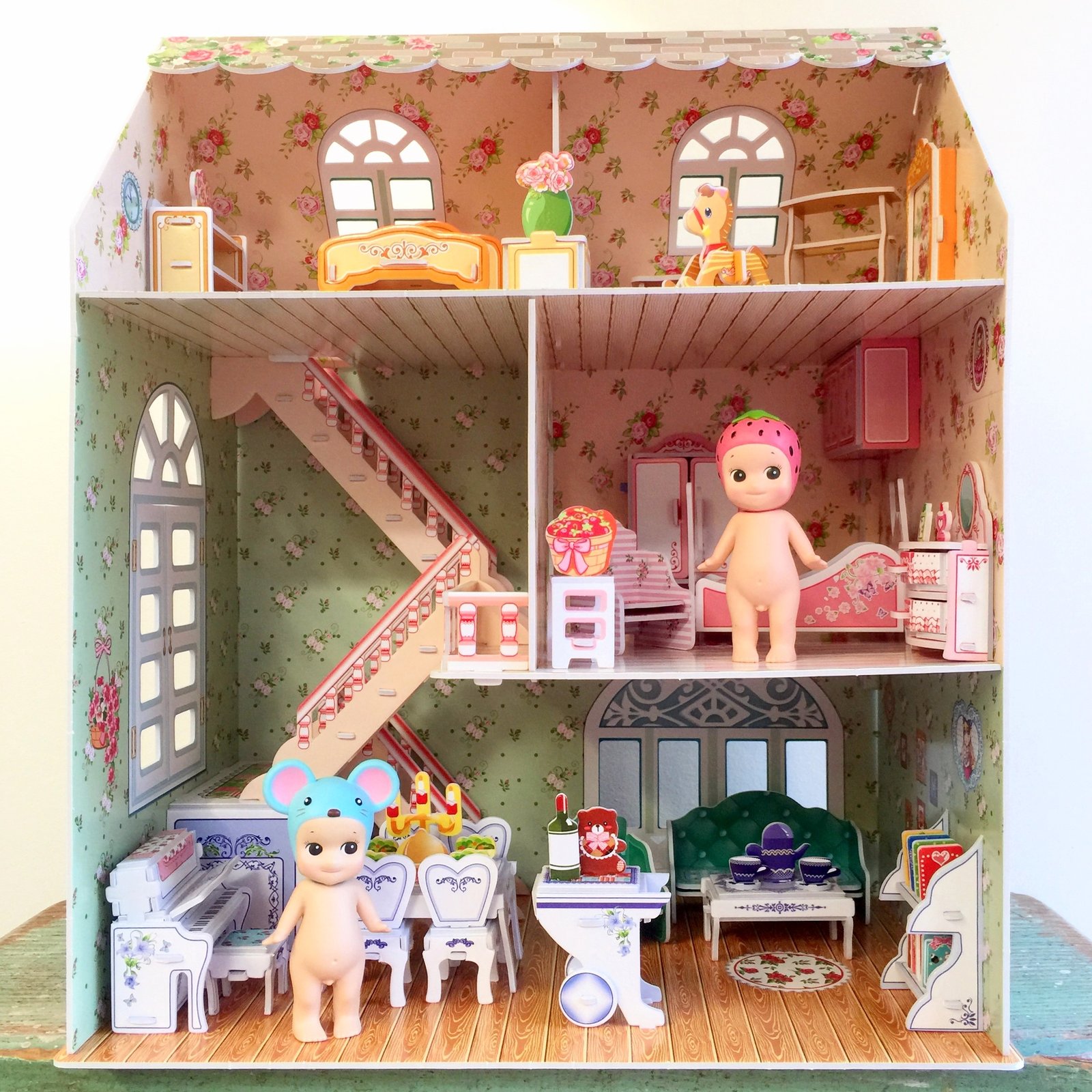 animal dollhouse