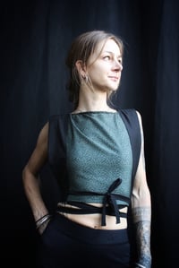 Image 5 of TYRA wrapped Blouse,  green leopard 