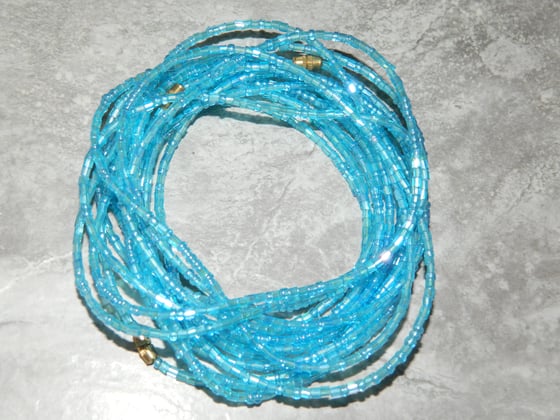 Image of Light blue glass waist bead