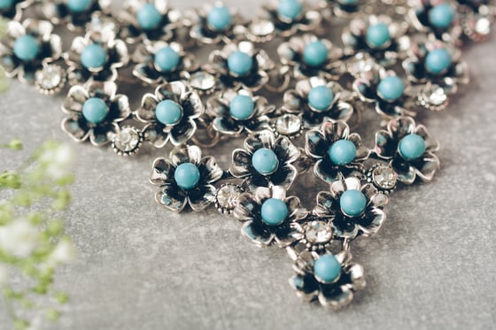 Image of Blue Daisy Necklace and FREE Matching Earrings