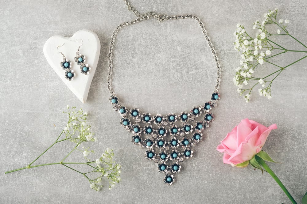 Image of Blue Daisy Necklace and FREE Matching Earrings