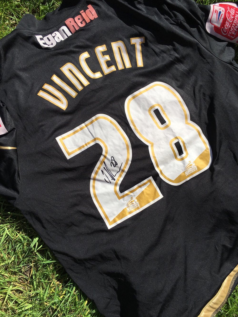 Match Worn 2008/09 James Vincent Away Shirt