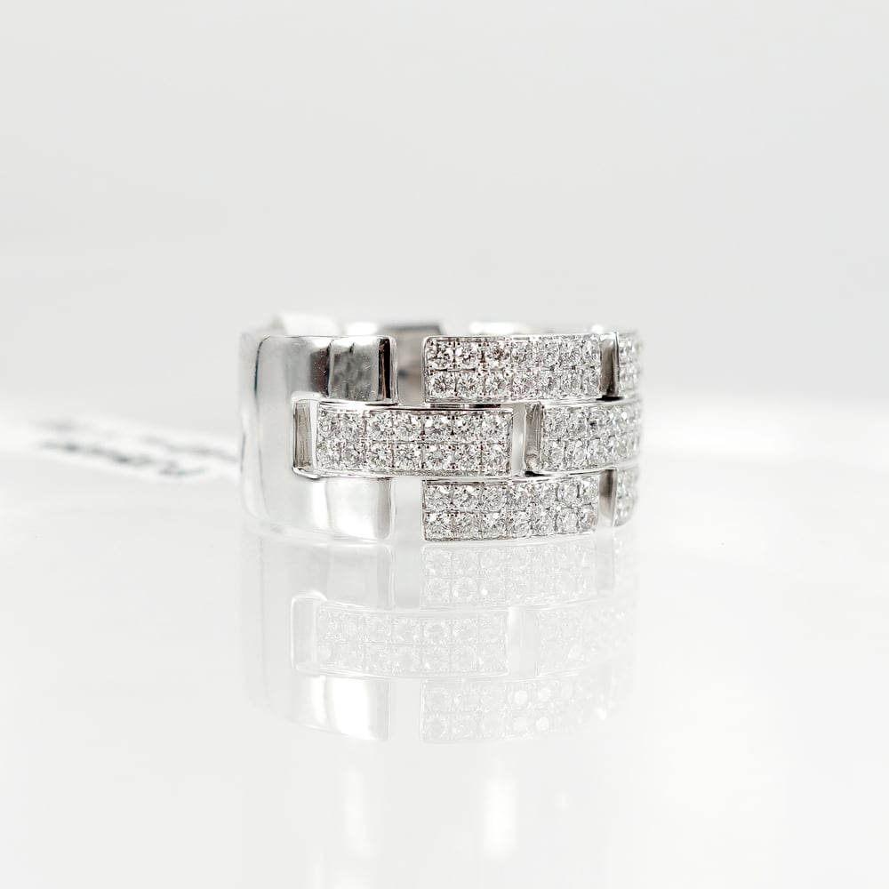 Image of 14ct White Gold and diamond cocktail ring 