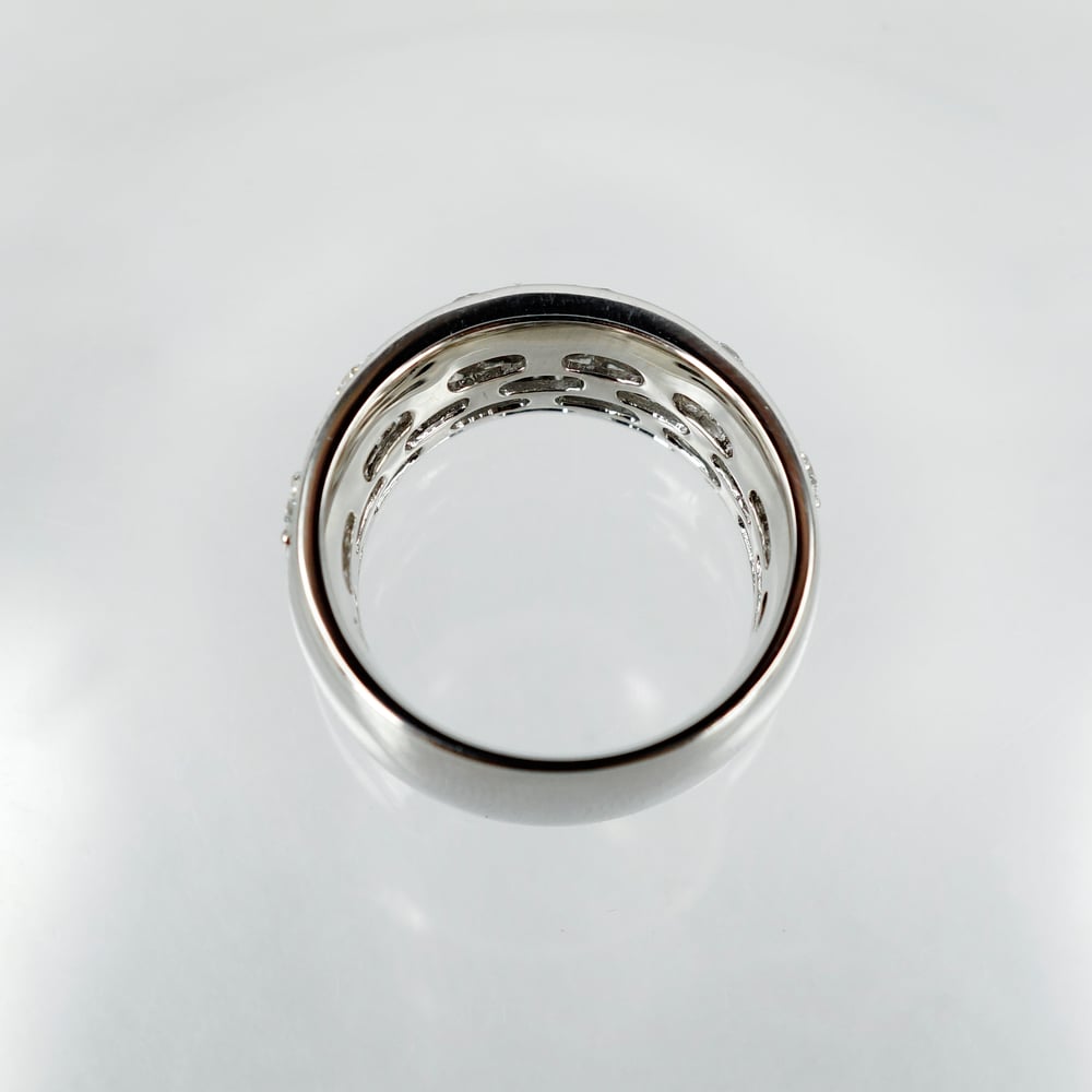 Image of PJ5464 Contemporary designed white gold and diamond cocktail ring