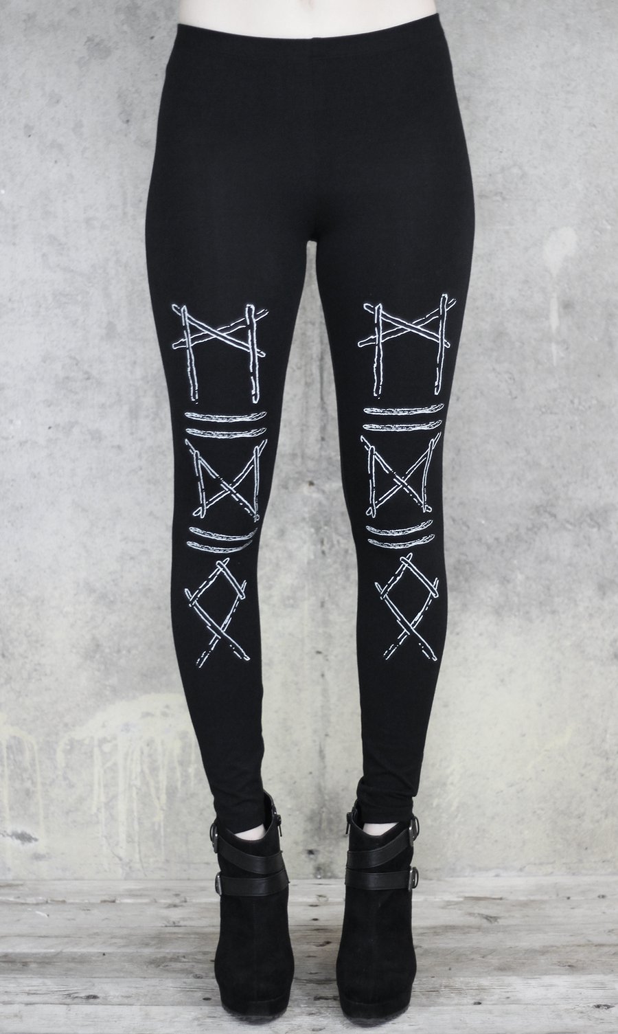 Image of RUNIC STICKS LEGGINGS BLACK