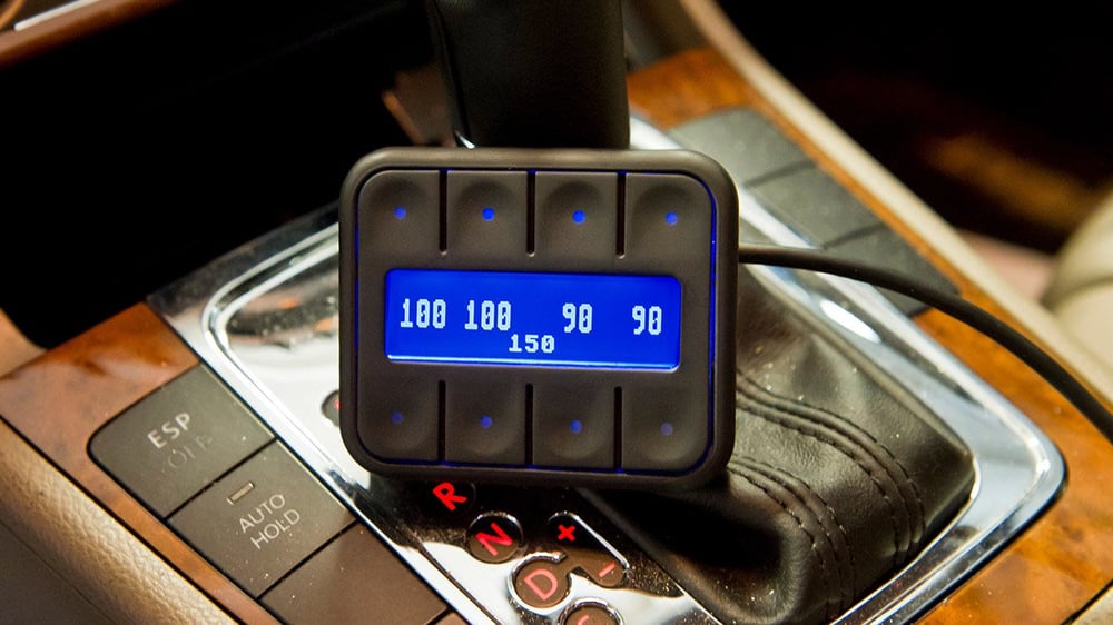 FX Custumz — Air Lift V-2 Auto Pilot Digital Air Management