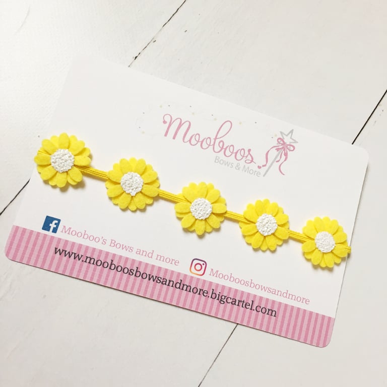 Mini Daisy headbands Image 3