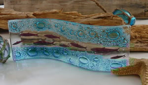 Image of Turquoise Bubble Fish Wave